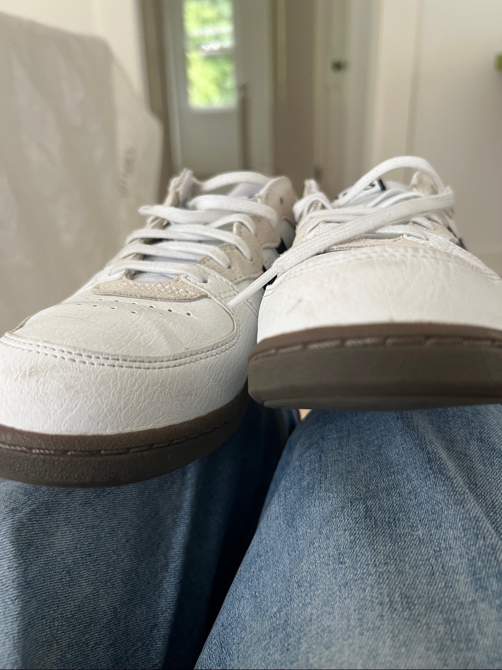 ASICS men’s 7.5 Nice! Briefly under with insoles so liners have been removed - Picture 6 of 9